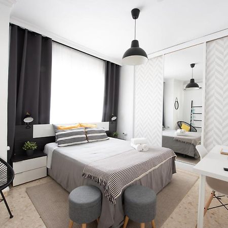 Nordik Rooms Urban - Trinidad Malaga Bagian luar foto