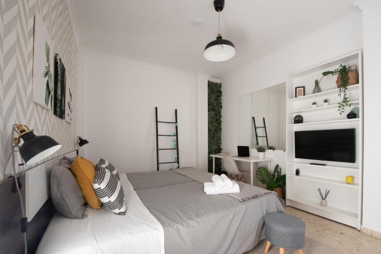 Nordik Rooms Urban - Trinidad Malaga Bagian luar foto