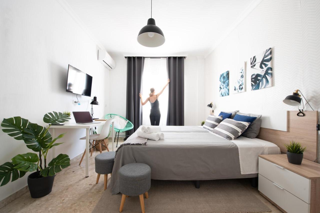 Nordik Rooms Urban - Trinidad Malaga Bagian luar foto