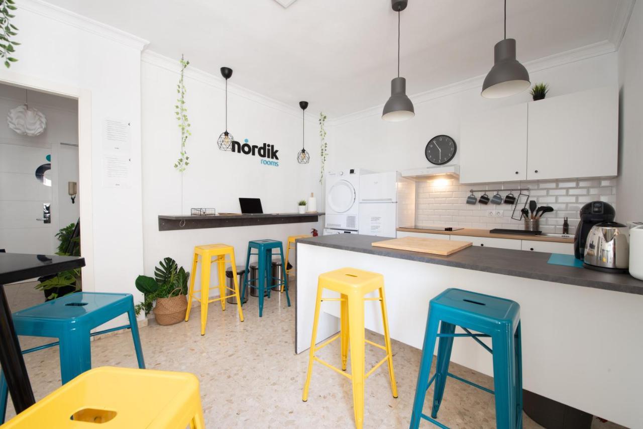Nordik Rooms Urban - Trinidad Malaga Bagian luar foto