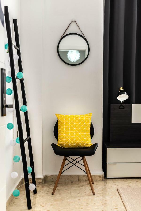Nordik Rooms Urban - Trinidad Malaga Bagian luar foto