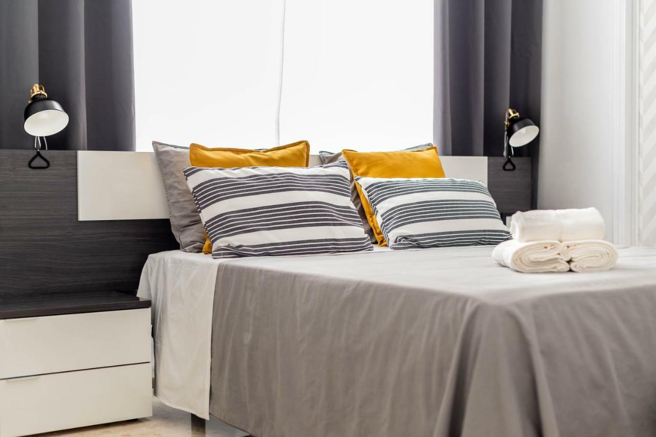 Nordik Rooms Urban - Trinidad Malaga Bagian luar foto