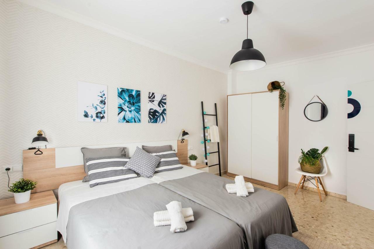 Nordik Rooms Urban - Trinidad Malaga Bagian luar foto